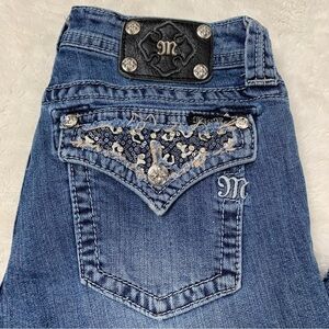 Miss Me Women's Coquette Blue Cuffed Capri Jeans Size 30 x 22"